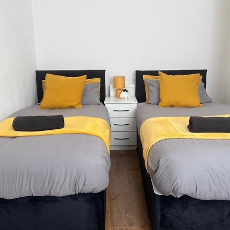 Spacious 3 Bed - Efc Stays Liverpool Eksteriør bilde