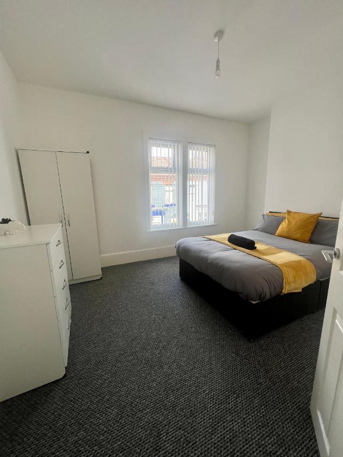 Spacious 3 Bed - Efc Stays Liverpool Eksteriør bilde